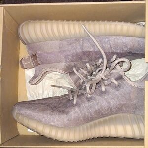 Yeezy 350 Boost V2 Mono Mist